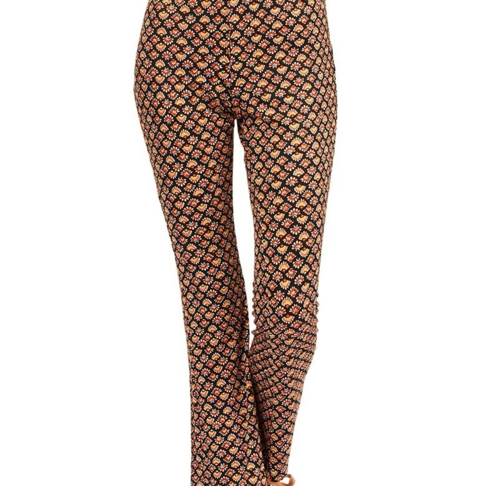 NWOT MSRP $59 Print Women's Pants